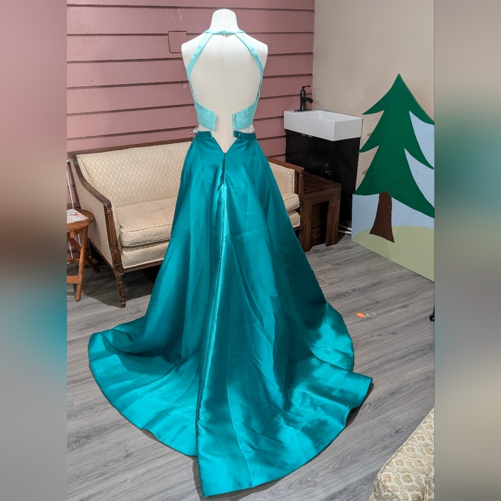 Rachel Allen 2 Piece Prom Dress - Picture 2 of 3